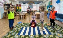 Очень важная наука – правила движения, и должны их соблюдать все без исключения!